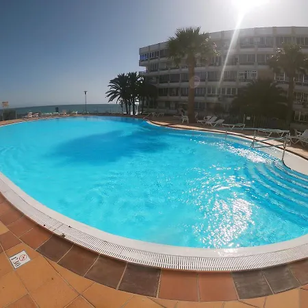Апартаменты Moderno Apartamento Primera Linea De Mar Сан-Бартоломе